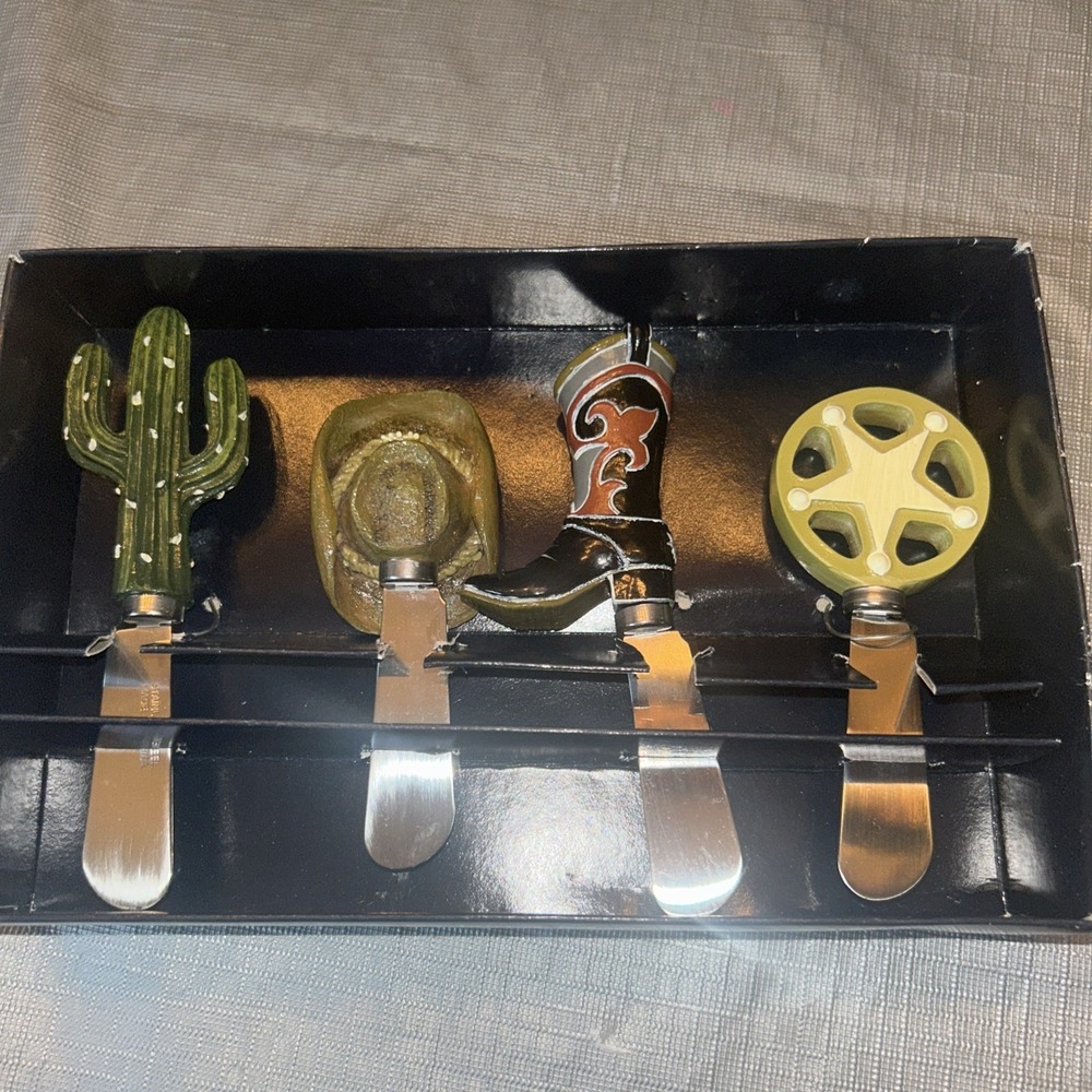 Sonoma‎ Happy Trails Cheese Spreaders Set of 4 Western Cowboy Holiday NIB